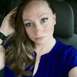 Meet your Posher, Carrie